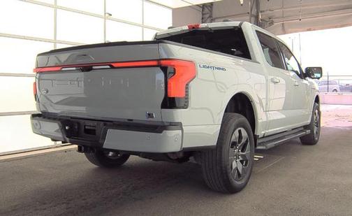 2023 Ford F-150 Lightning LARIAT