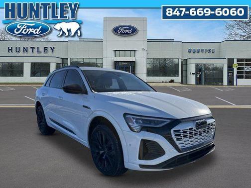 2024 Audi Q8 e-tron Prestige