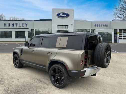 2020 Land Rover Defender 110 SE