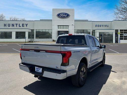 2024 Ford F-150 Lightning LARIAT