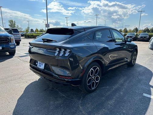 2022 Ford Mustang Mach-E GT