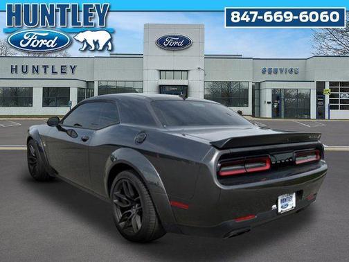 Granite Pearlcoat 2023 Dodge Challenger R/T Scat Pack Widebody