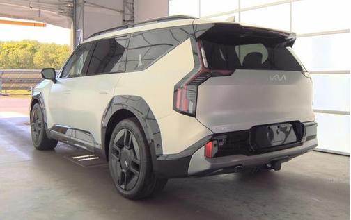 Ivory Silver Matte 2024 Kia EV9 GT-Line