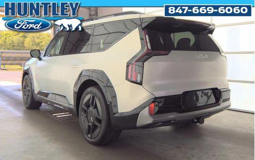 Ivory Silver Matte 2024 Kia EV9 GT-Line