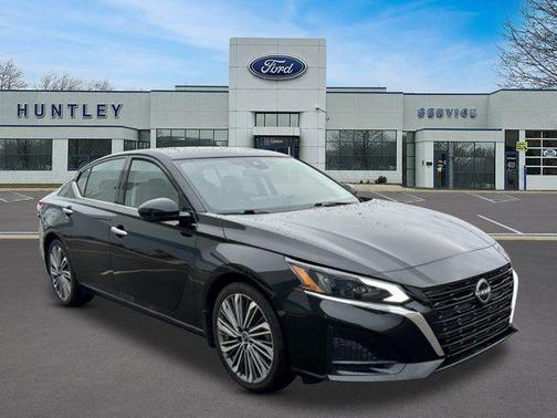 2024 Nissan Altima 2.5 SL