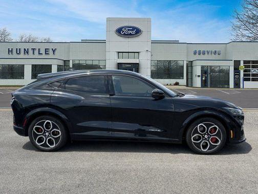 2022 Ford Mustang Mach-E GT