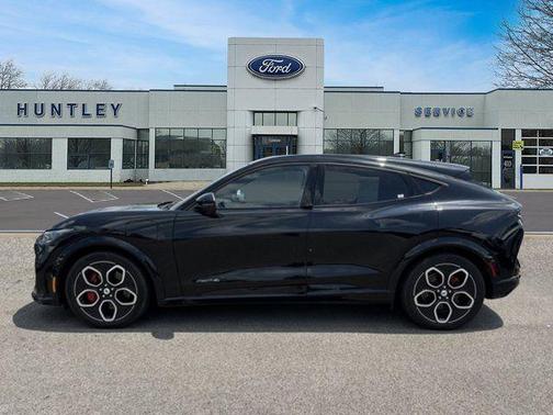 2022 Ford Mustang Mach-E GT