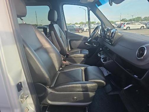2023 Mercedes-Benz Sprinter 1500 Standard Roof 4-Cyl Gas