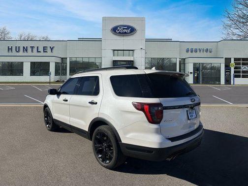 2019 Ford Explorer Sport