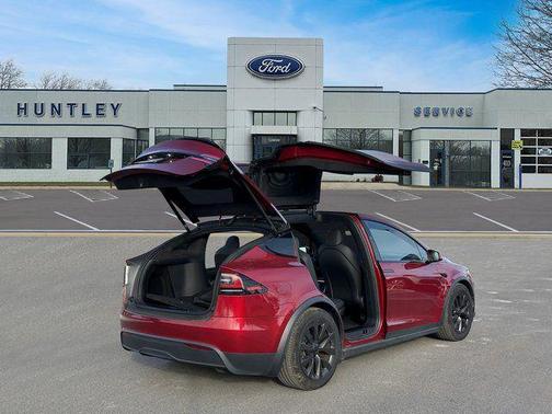 2023 Tesla Model X Standard Range