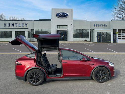 2023 Tesla Model X Standard Range