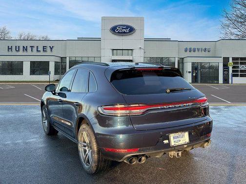 2021 Porsche Macan Turbo