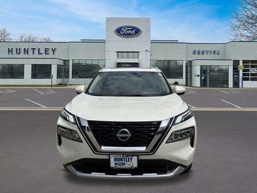 White 2023 Nissan Rogue Platinum