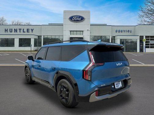 Ocean Blue 2024 Kia EV9 GT-Line