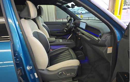 Ocean Blue 2024 Kia EV9 GT-Line