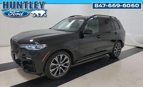 2022 BMW X7 M50i