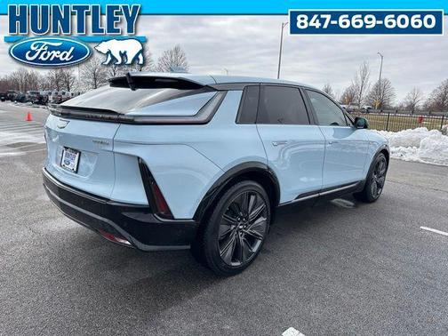 2024 Cadillac LYRIQ Sport