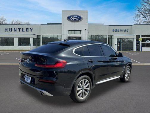 Black Sapphire Metallic 2019 BMW X4 xDrive30i