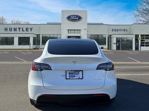 2021 Tesla Model Y Long Range Dual Motor All-Wheel Drive