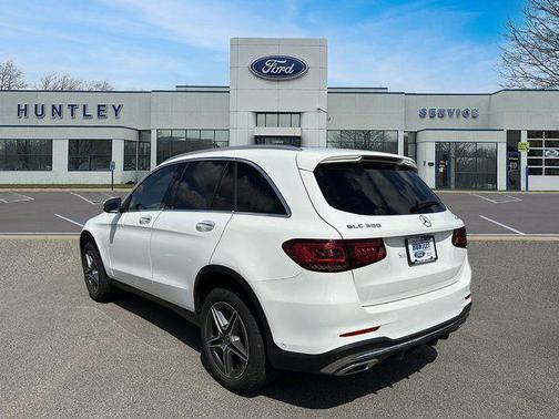 2022 Mercedes-Benz GLC 300 4MATIC