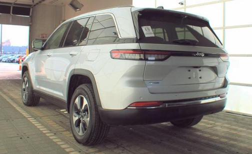 2022 Jeep Grand Cherokee 4xe Base