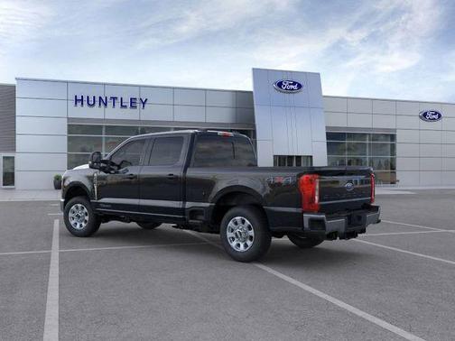 2025 Ford F-350 XLT