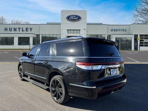 2023 Lincoln Navigator Reserve