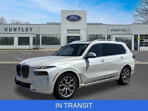 White Metallic 2025 BMW X7 xDrive40i