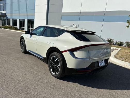 2023 Kia EV6 Wind