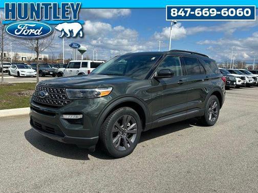 Forged Green Metallic 2022 Ford Explorer XLT