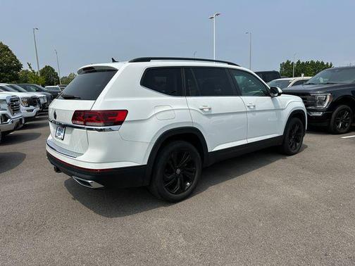 2022 Volkswagen Atlas 3.6L SE w/Technology