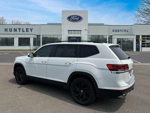 2022 Volkswagen Atlas 3.6L SE w/Technology
