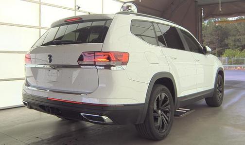 2022 Volkswagen Atlas 3.6L SE w/Technology