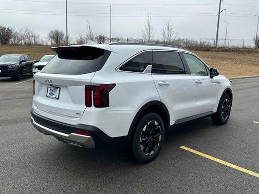 2025 Kia Sorento S
