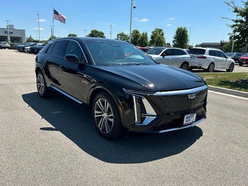 Stellar Black Metallic 2024 Cadillac LYRIQ Luxury