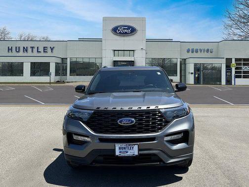 2024 Ford Explorer ST-Line