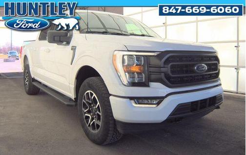 Oxford White 2023 Ford F-150 XLT