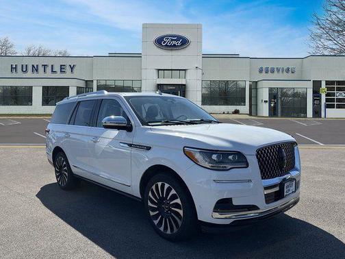 2022 Lincoln Navigator Black Label