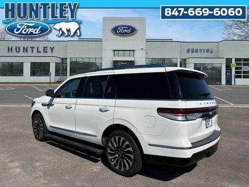 2022 Lincoln Navigator Black Label