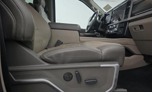 2025 Ford F-450 Platinum