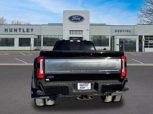 2025 Ford F-450 Platinum
