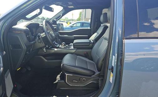 2023 Ford F-150 Lightning LARIAT