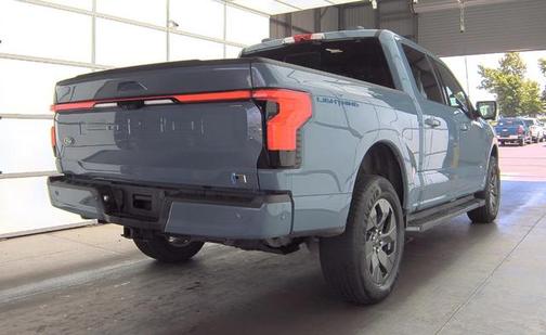 2023 Ford F-150 Lightning LARIAT