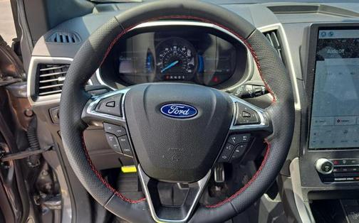2021 Ford Edge ST Line