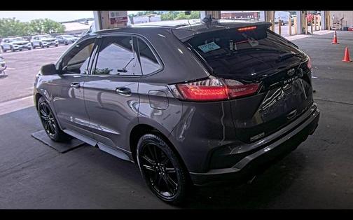 2021 Ford Edge ST Line
