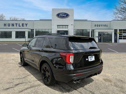 2022 Ford Explorer ST