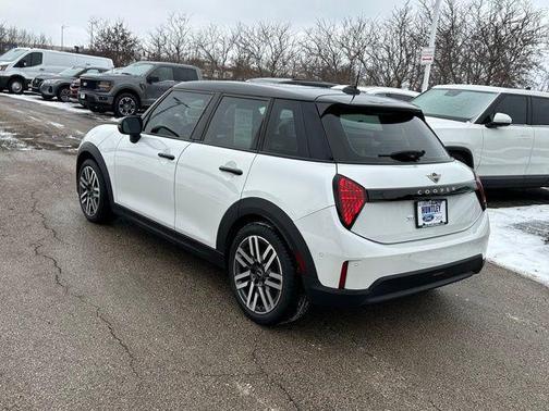 2025 MINI Hardtop Cooper