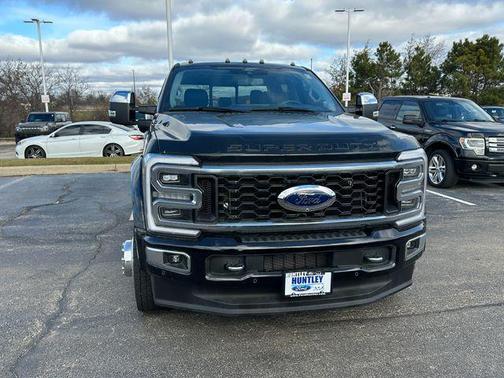 2024 Ford F-450 Limited