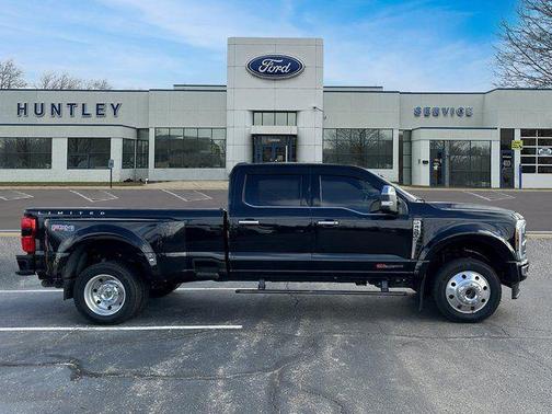 2024 Ford F-450 Limited