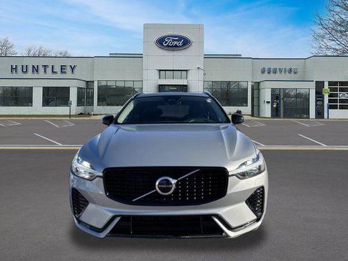 2025 Volvo XC60 B5 Core